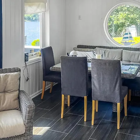 Stunning In With Kitchen Σπίτι διακοπών *