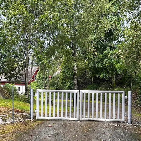 Σπίτι διακοπών Stunning In With Kitchen Sveio