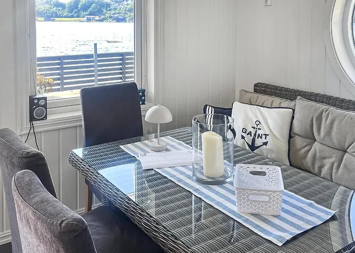 Feriehus Stunning In With Kitchen