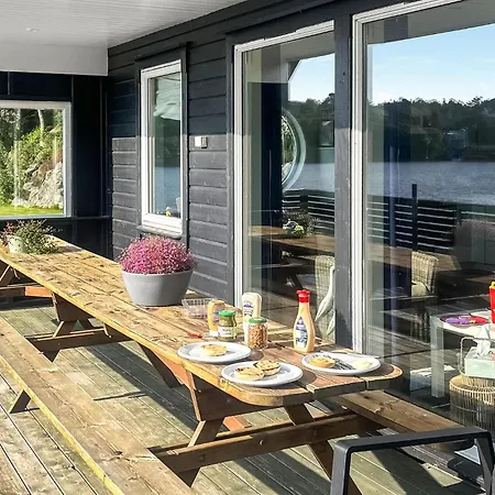 Stunning In With Kitchen *